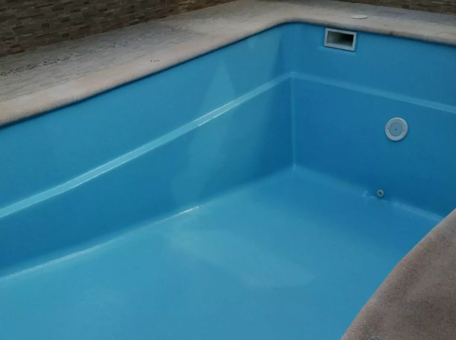 Piscina de Poliéster y Fibra